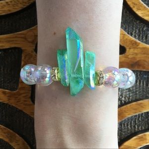 “Emerald City”Aura Quartz Point Stretch Bracelet